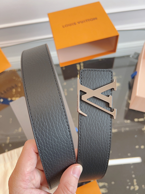 ルイヴィトンベルト側面デザイン